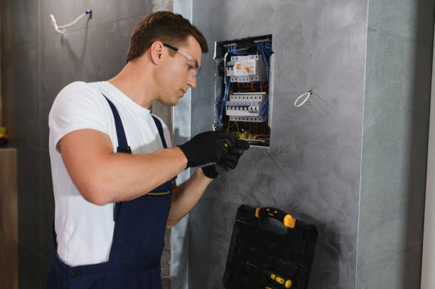 Best Commercial Electrician Services  in Norwich, CT